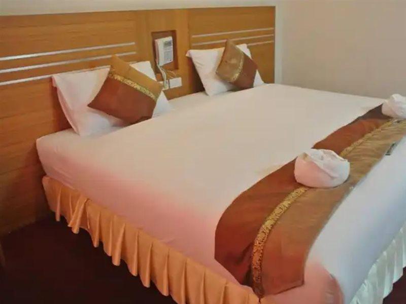 Chaikana Thani Hotel Фаталунг Екстериор снимка