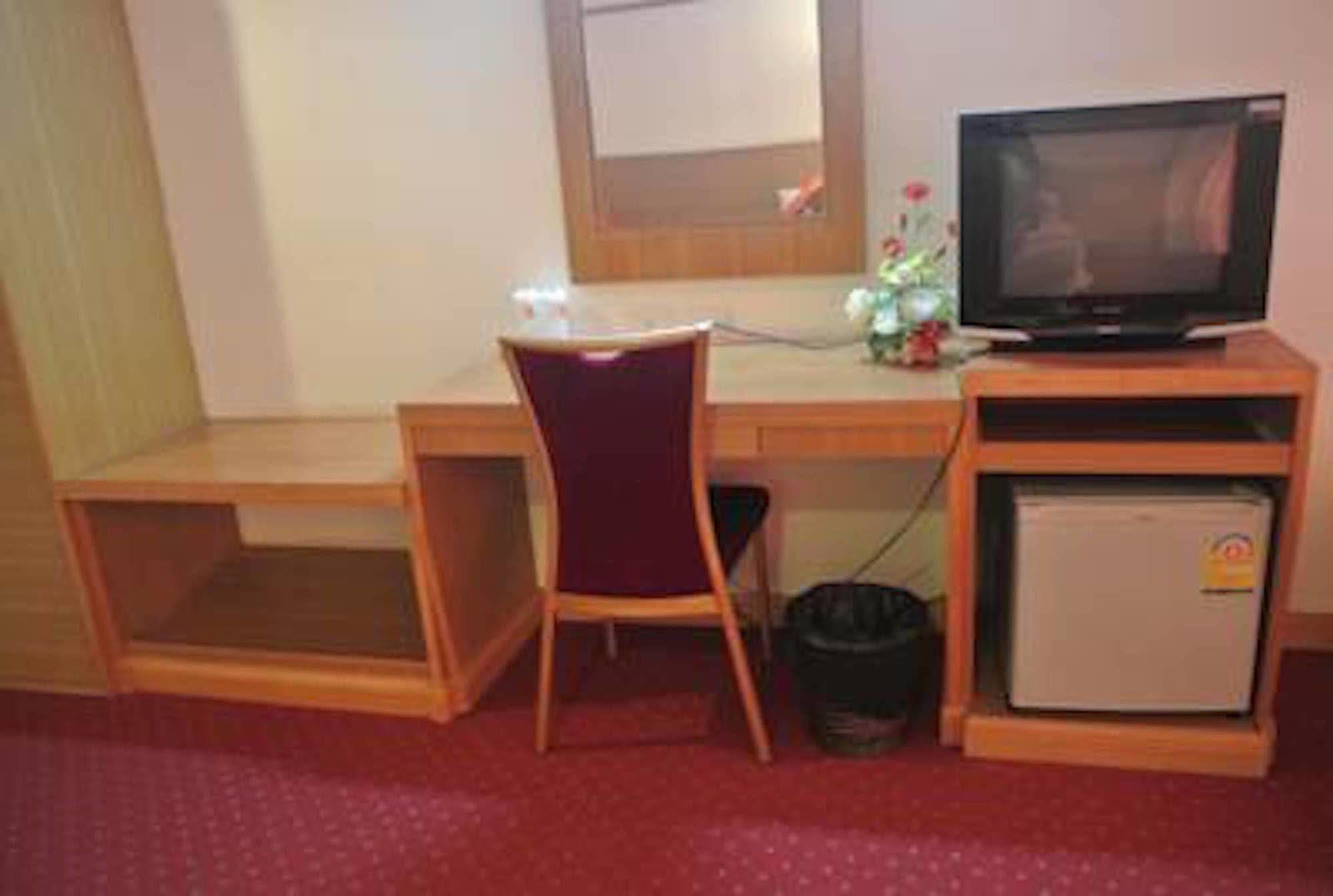 Chaikana Thani Hotel Фаталунг Екстериор снимка