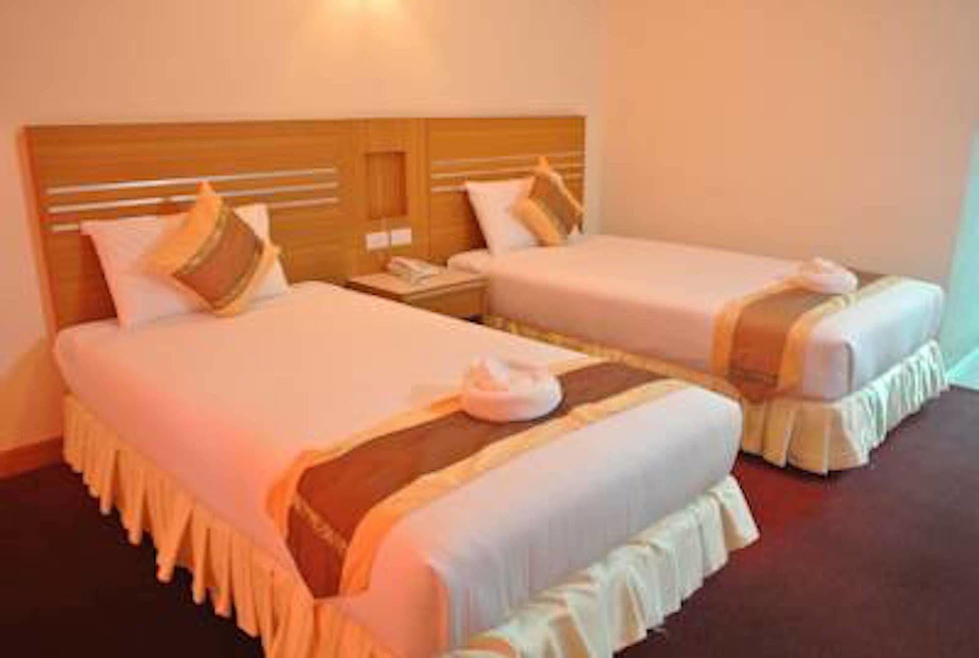Chaikana Thani Hotel Фаталунг Екстериор снимка