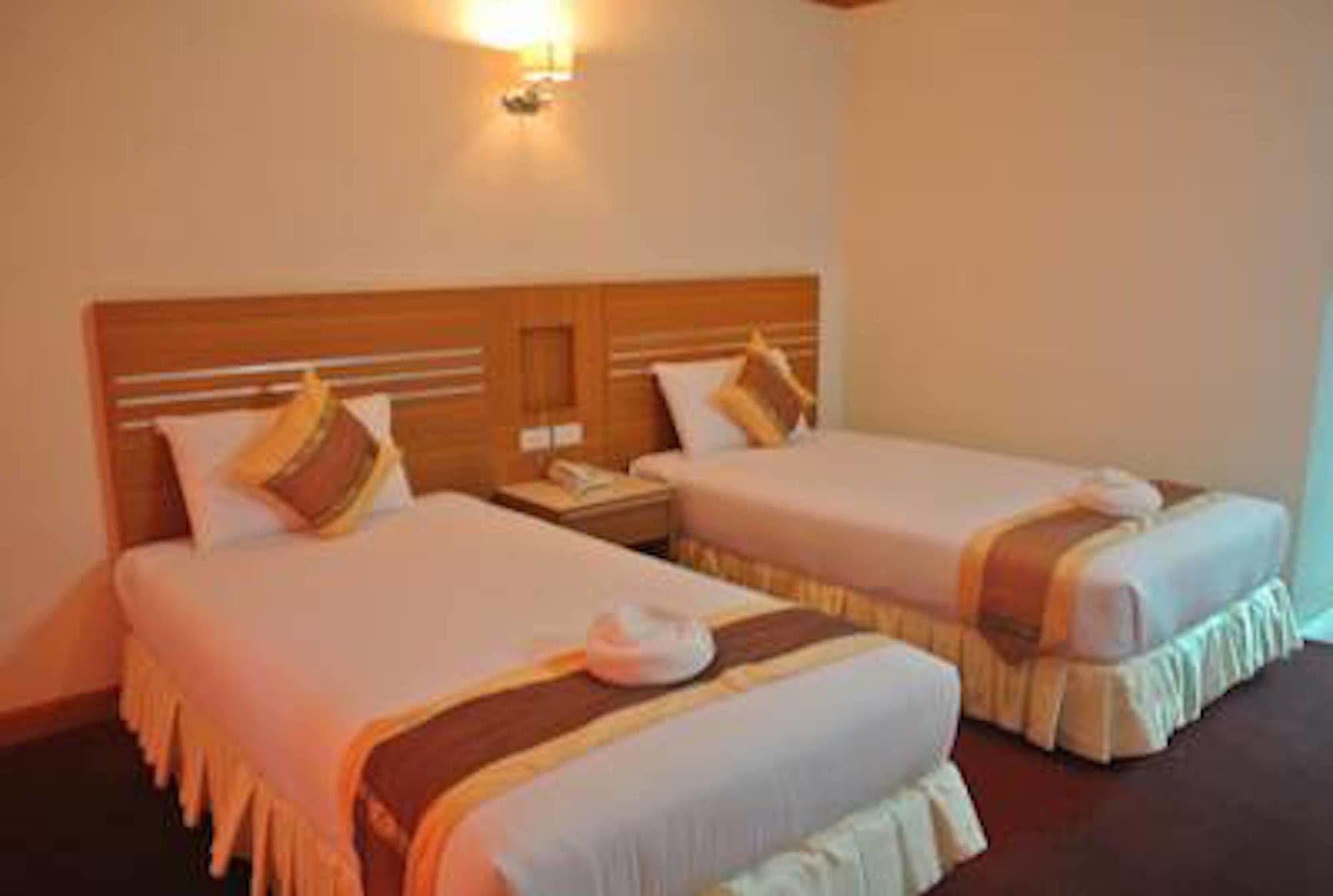 Chaikana Thani Hotel Фаталунг Екстериор снимка