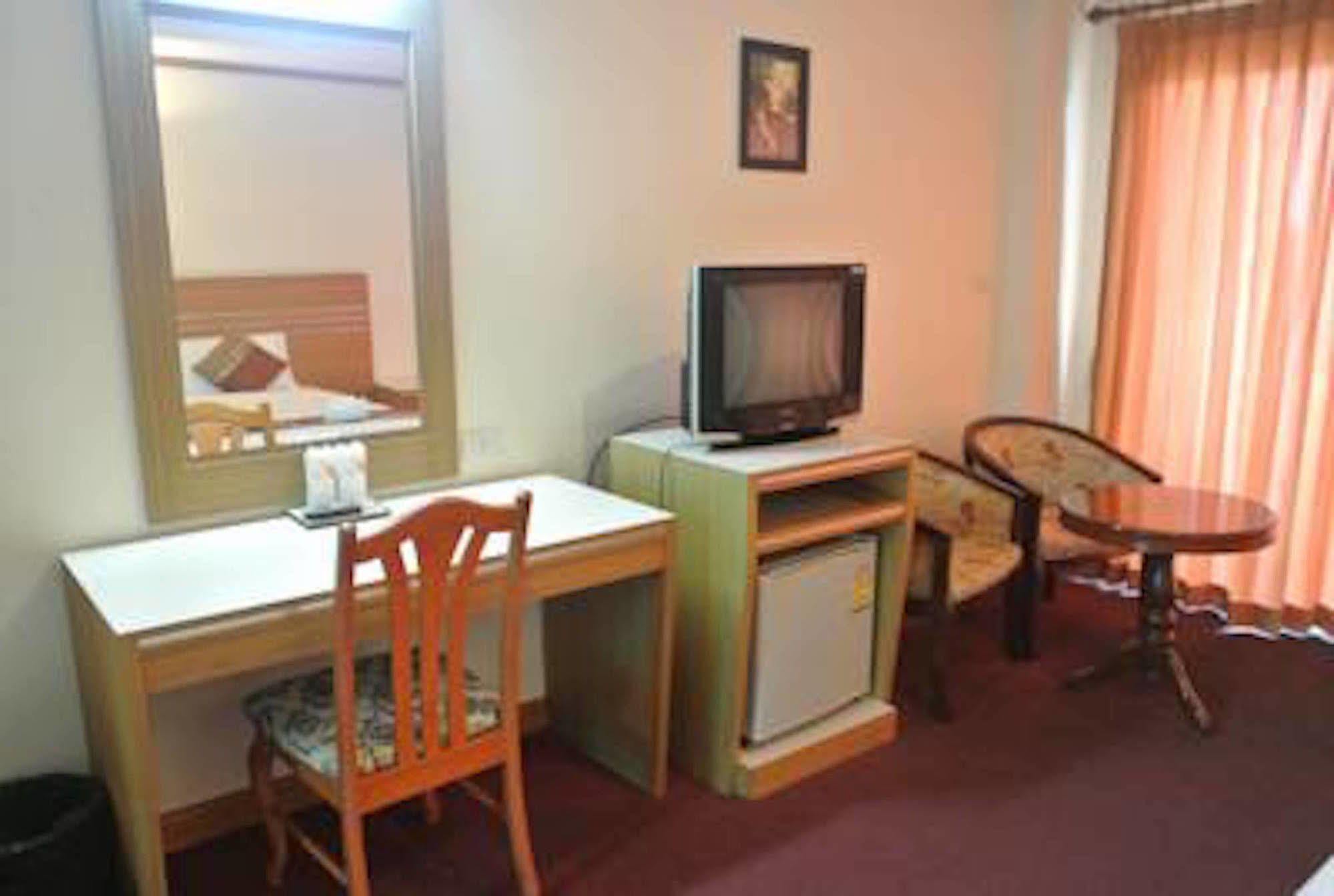 Chaikana Thani Hotel Фаталунг Екстериор снимка